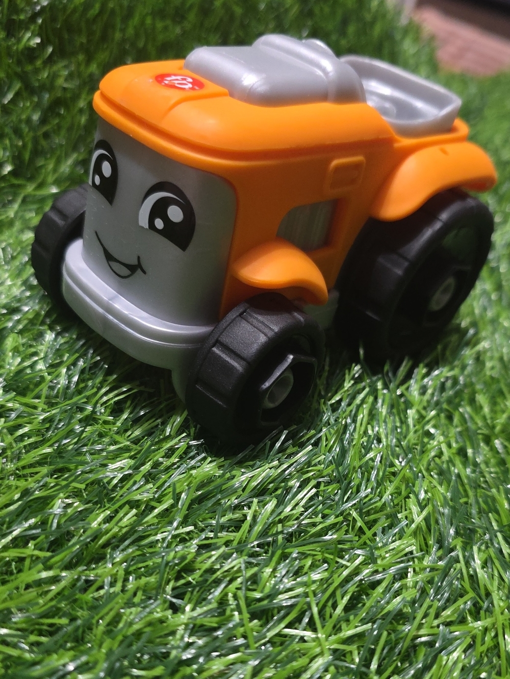 2023 Fisher Price FARM TO MARKET ORANGE TRACTOR